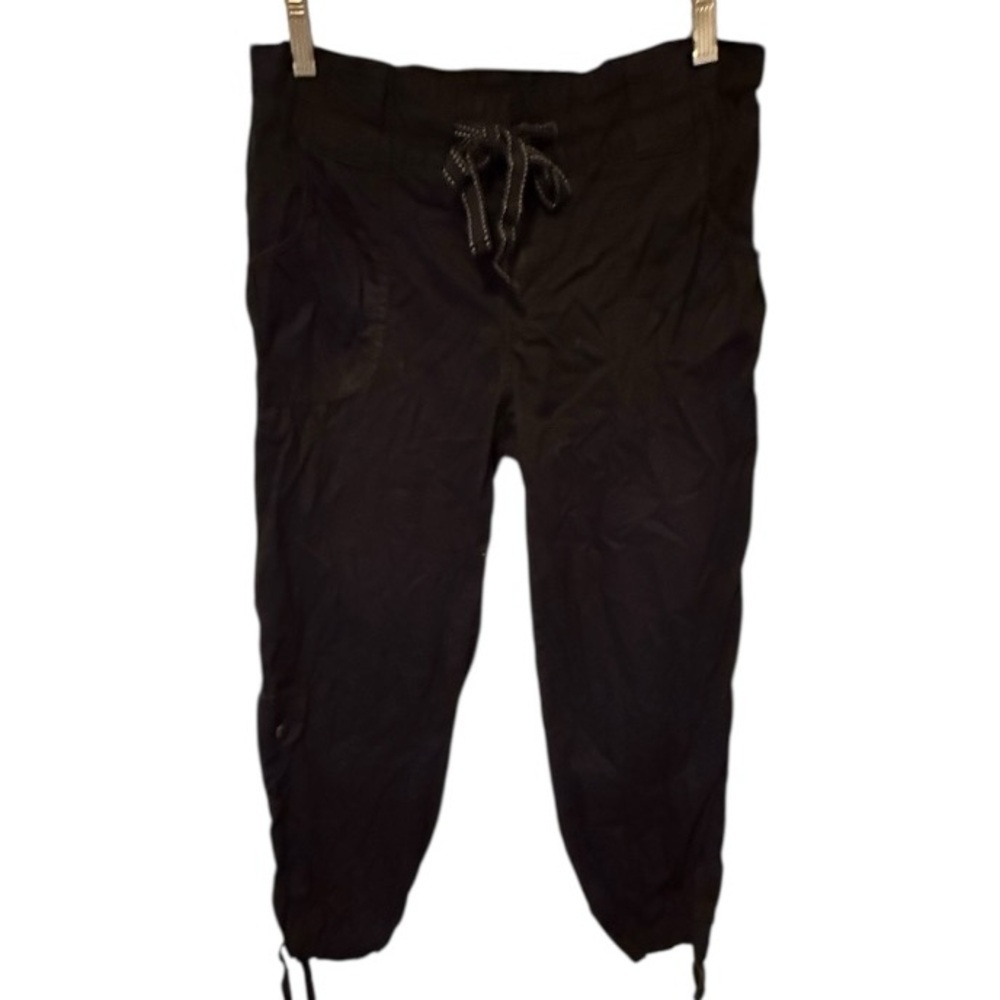 Calvin Klein Capri Pants